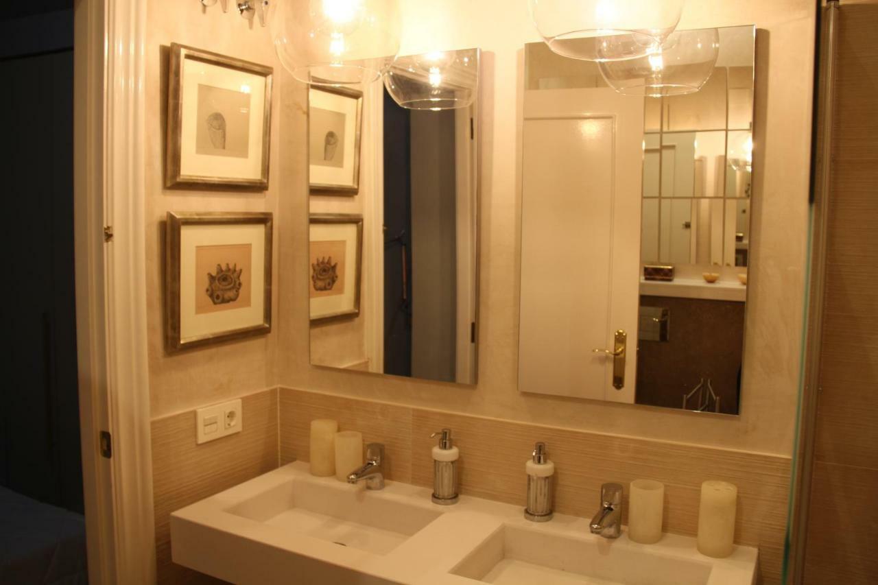 Luxurious 2 Bedroom Flat In A Historic Building Sevilla Exteriér fotografie